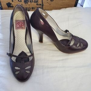 Pinup Couture brown leather butterfly heels